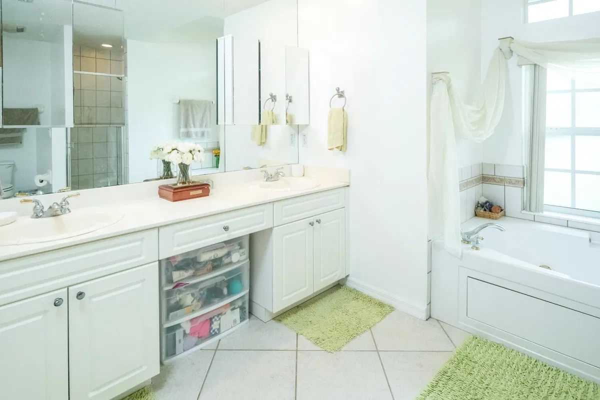 Residence photo 19