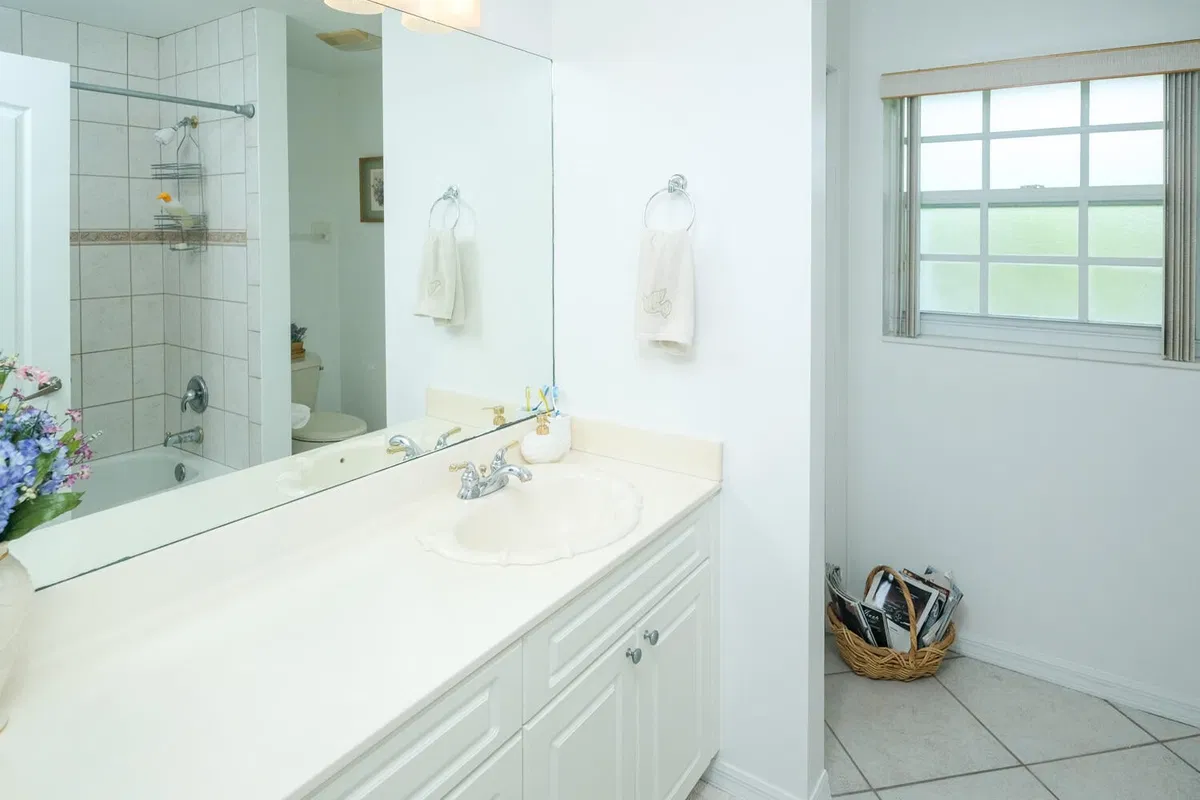 Residence photo 28