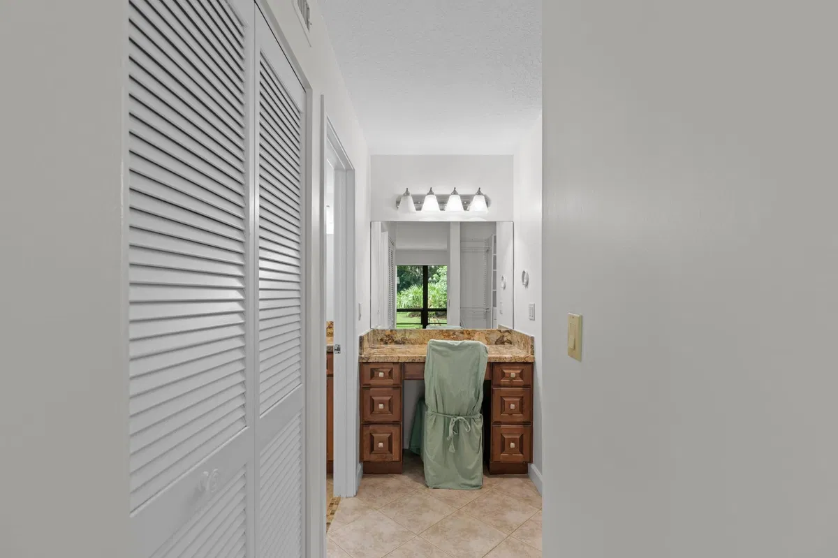 PGA National Palm Beach Gardens Residence photo 16