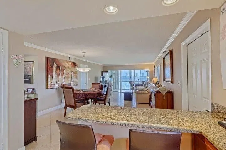 Unit 206 photo 13