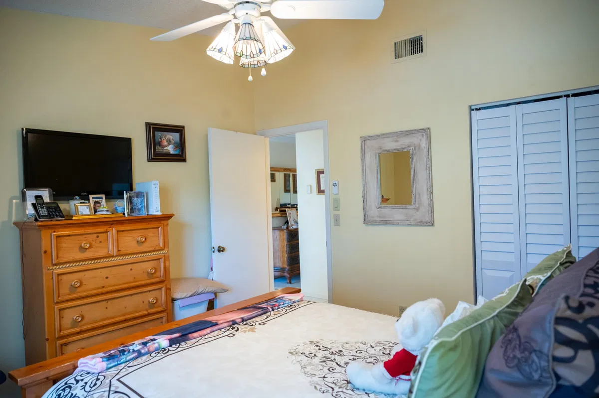Unit C photo 4