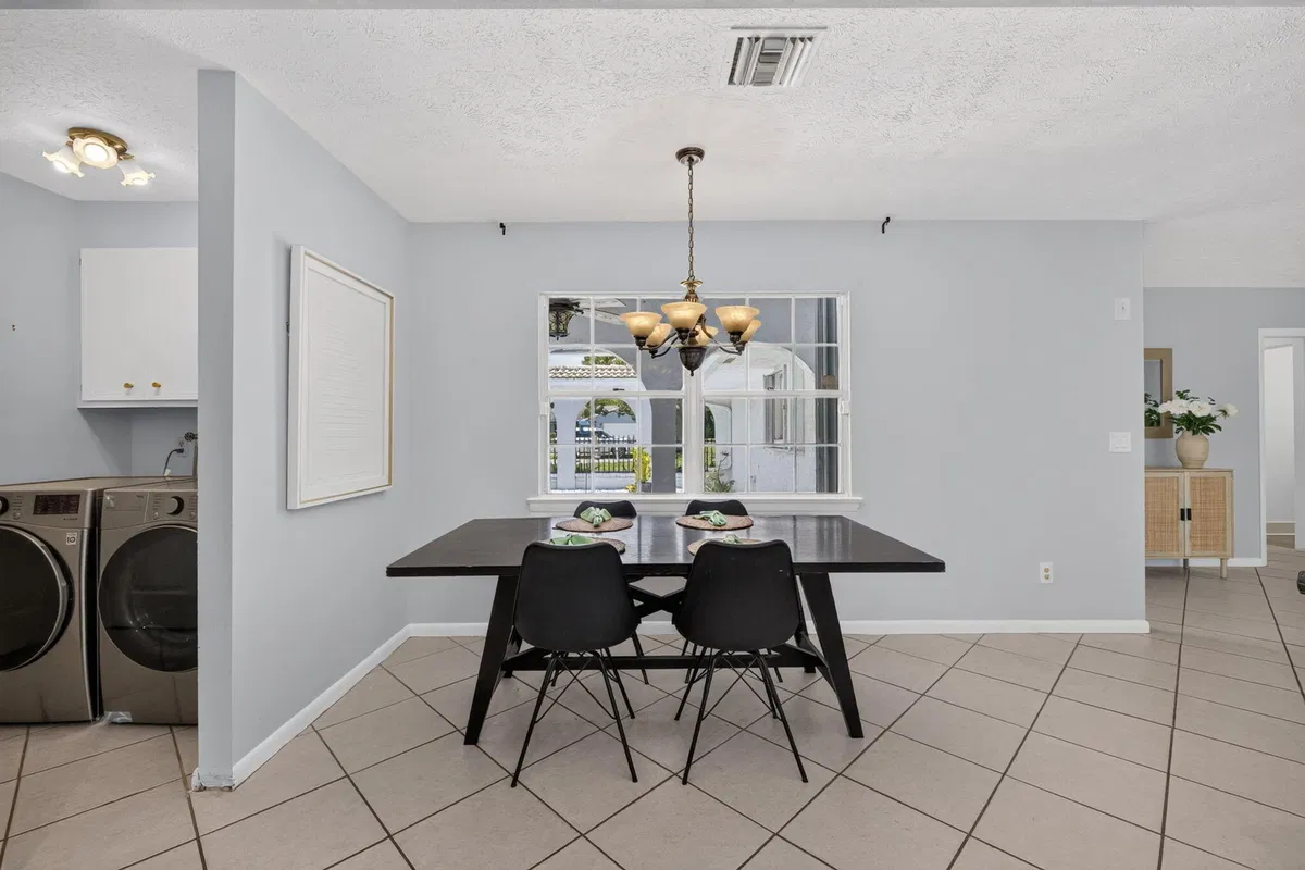 Residence photo 10