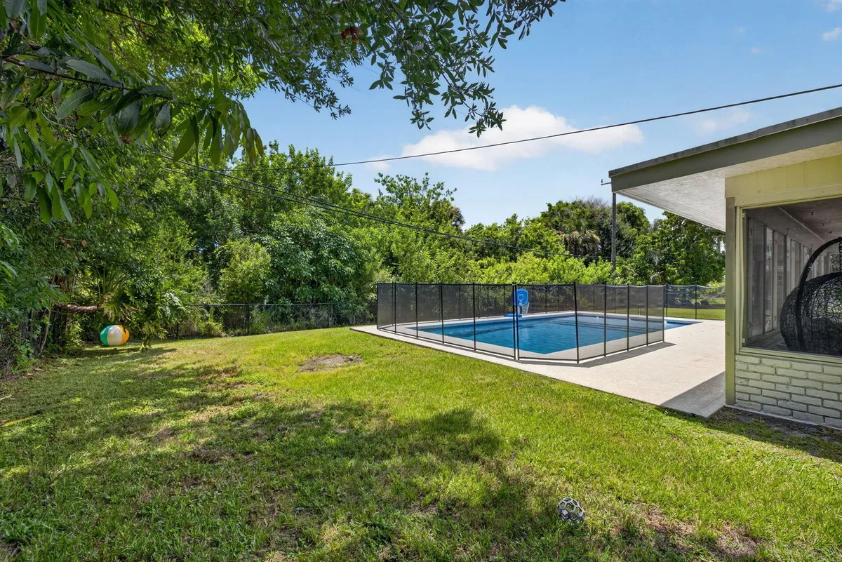 Residence photo 46