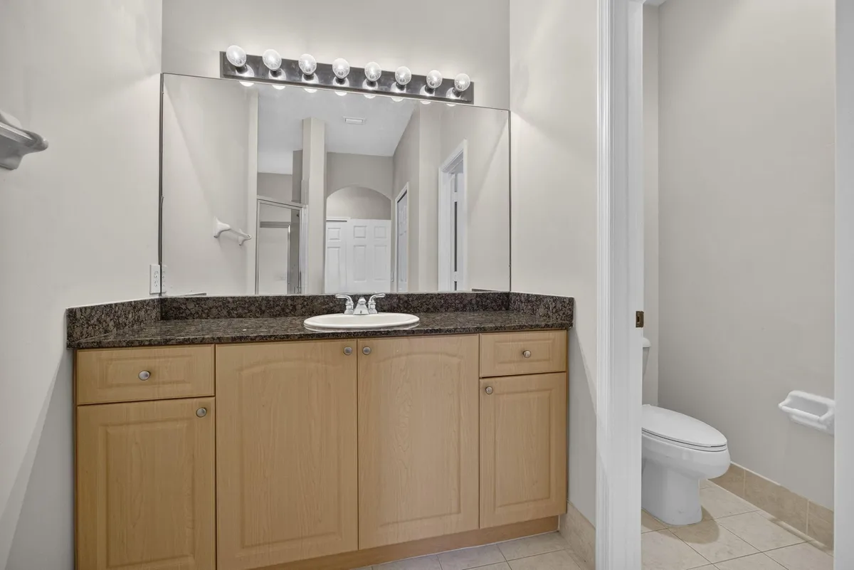 Residence photo 34
