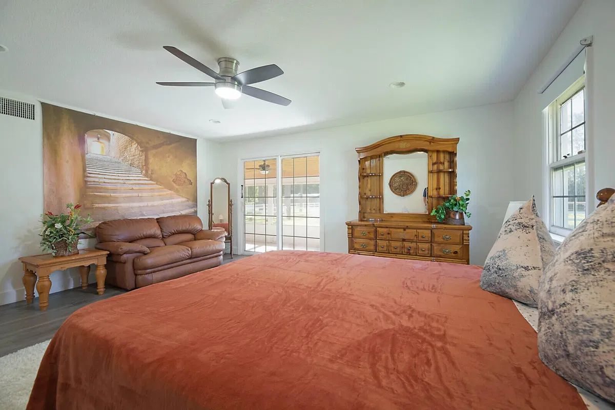 Residence photo 28