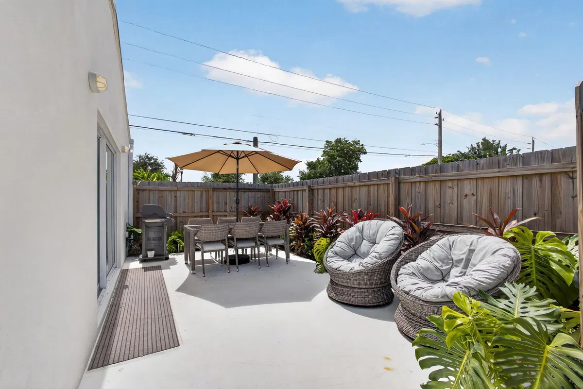 West Palm Beach Residence photo 31