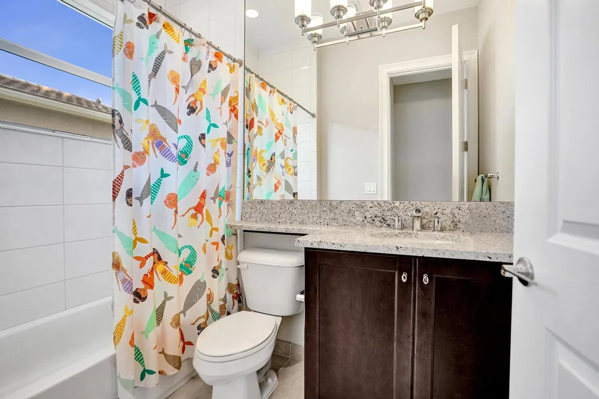 Residence photo 46