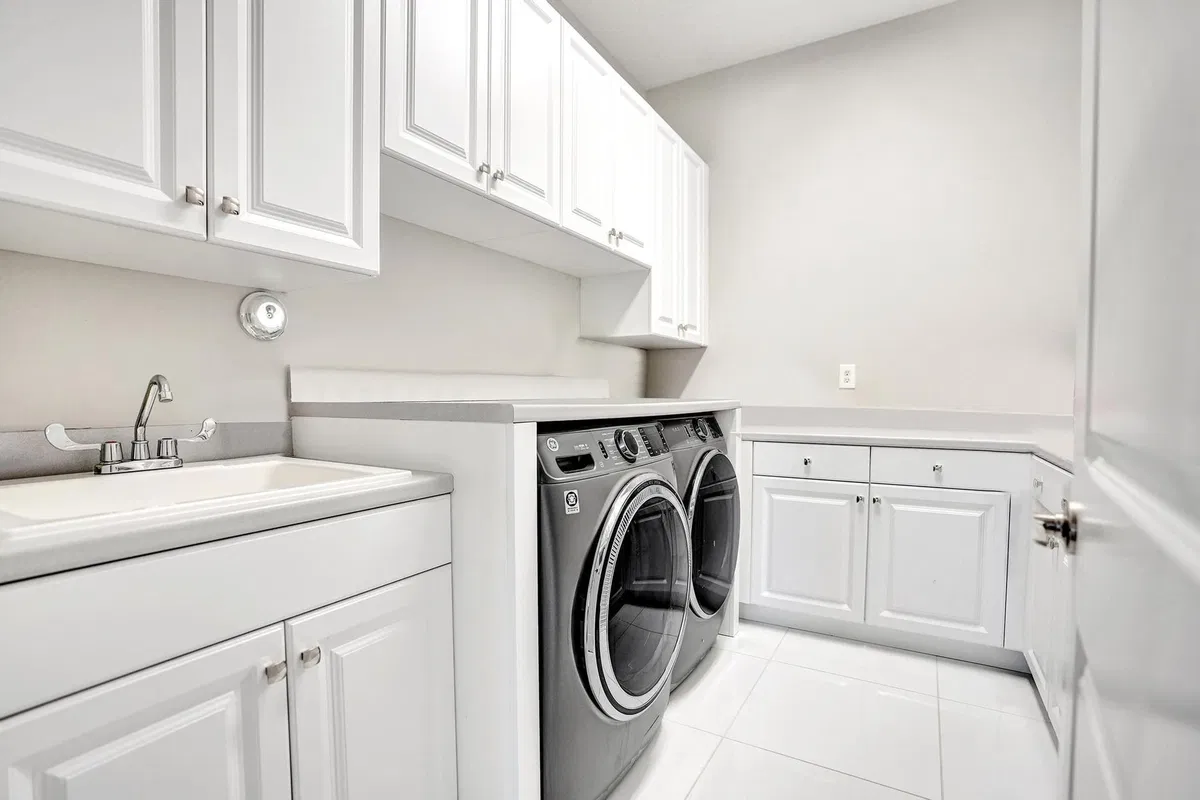 Residence photo 49