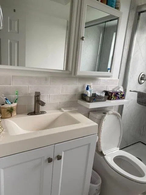 Unit 230 photo 7