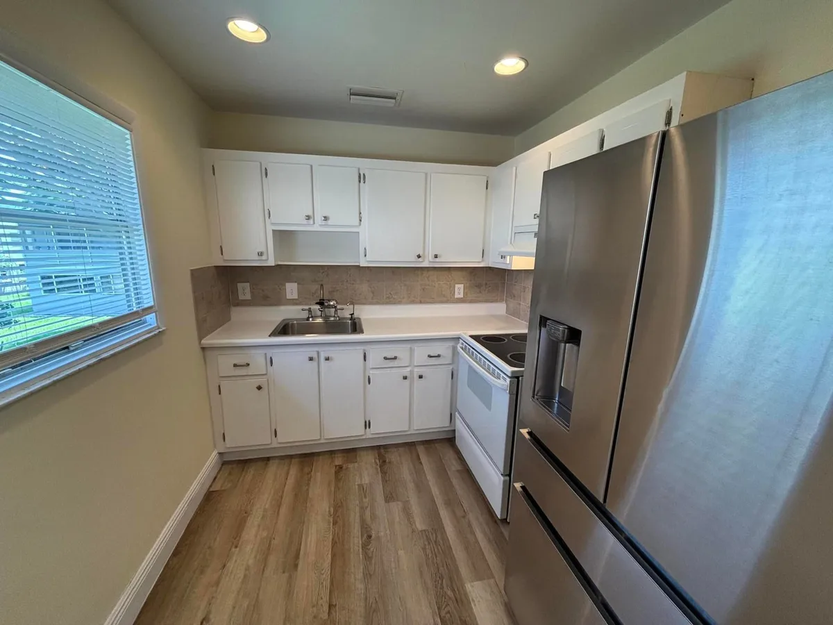 Residence photo 4