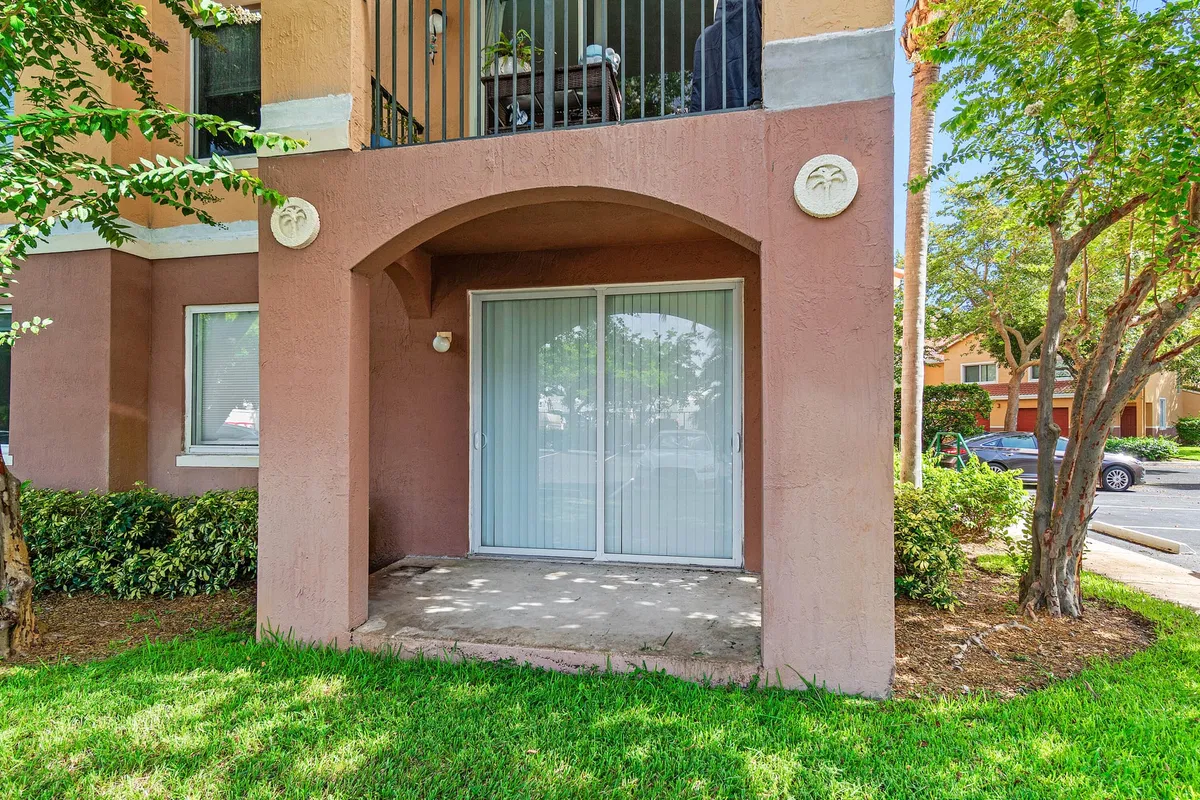 Unit 102 photo 25