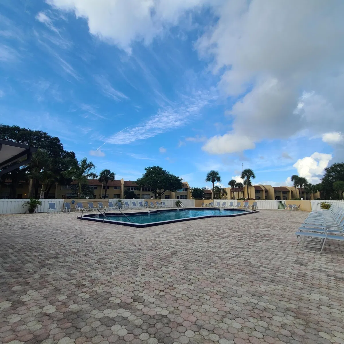 Unit 1080 photo 49