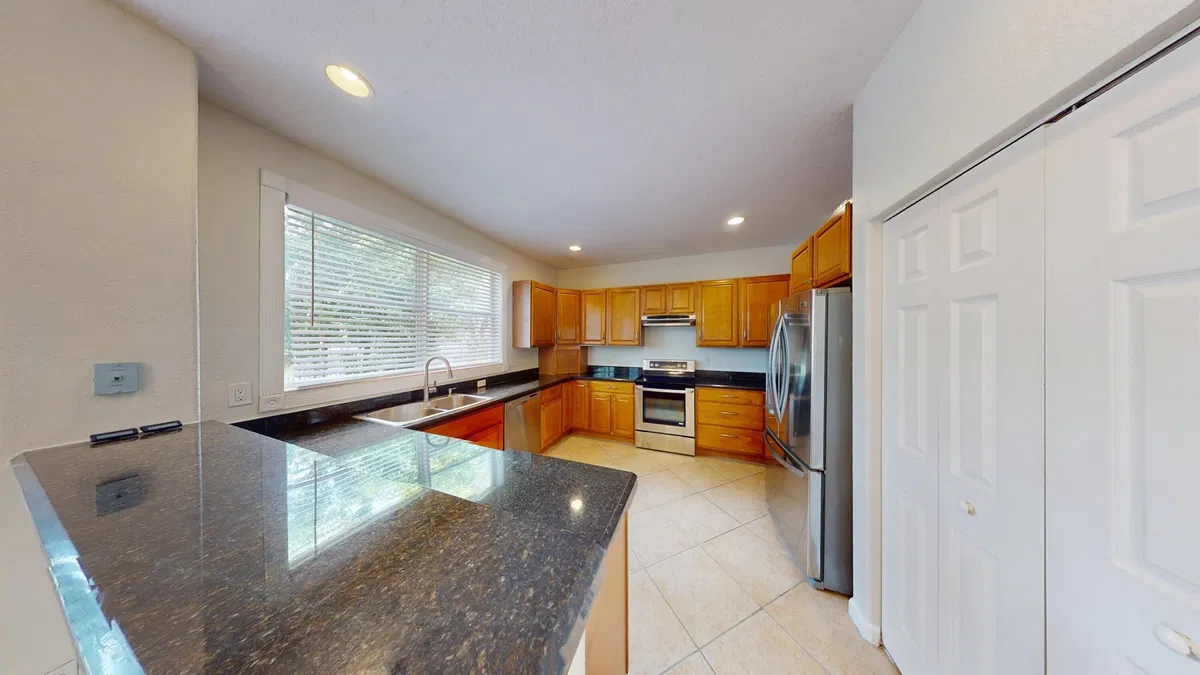 Residence photo 10