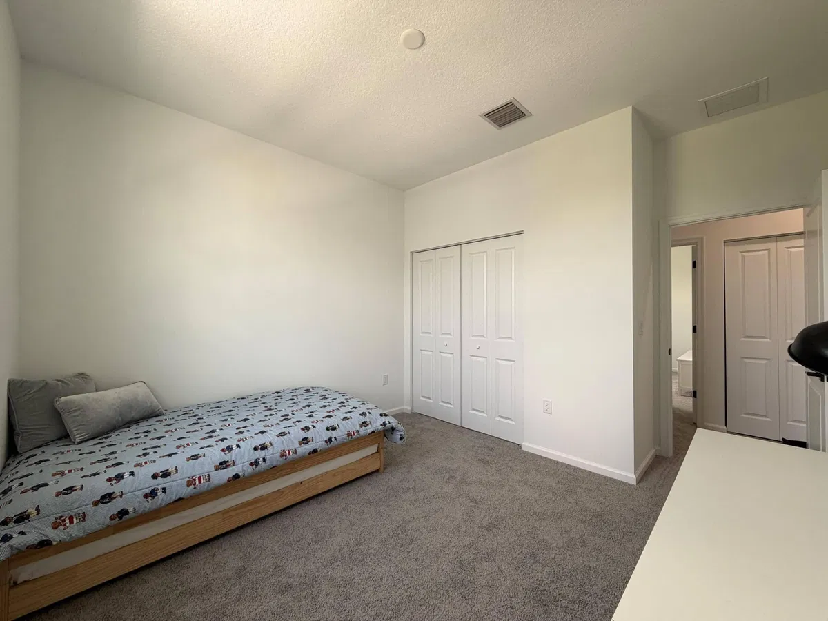 Residence photo 28