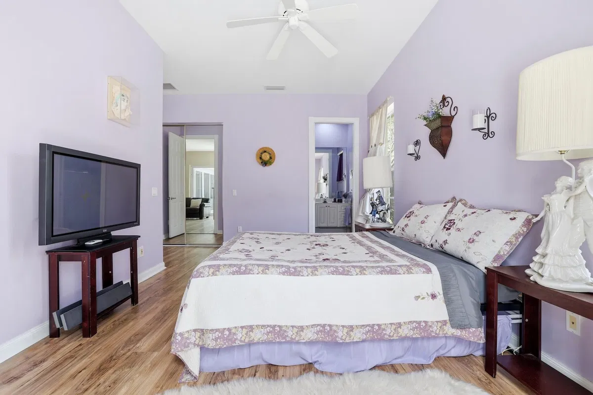Residence photo 22