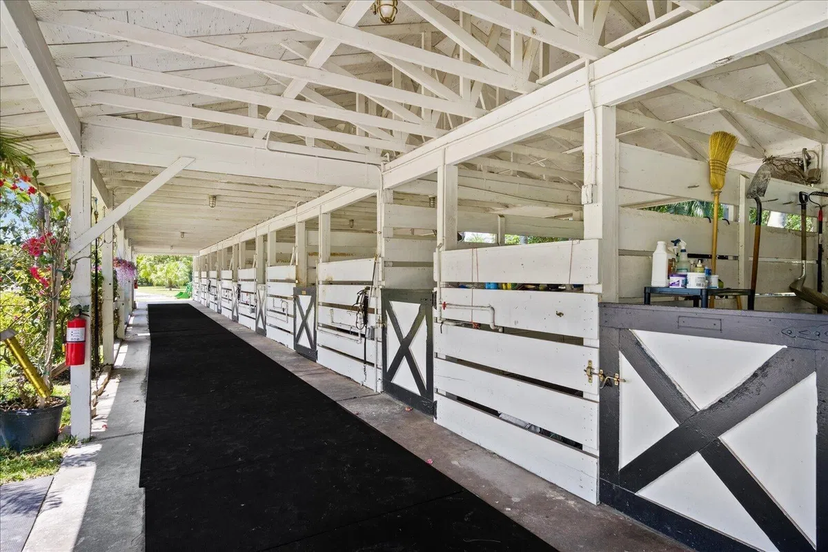 Palm Beach Point Residence photo 4