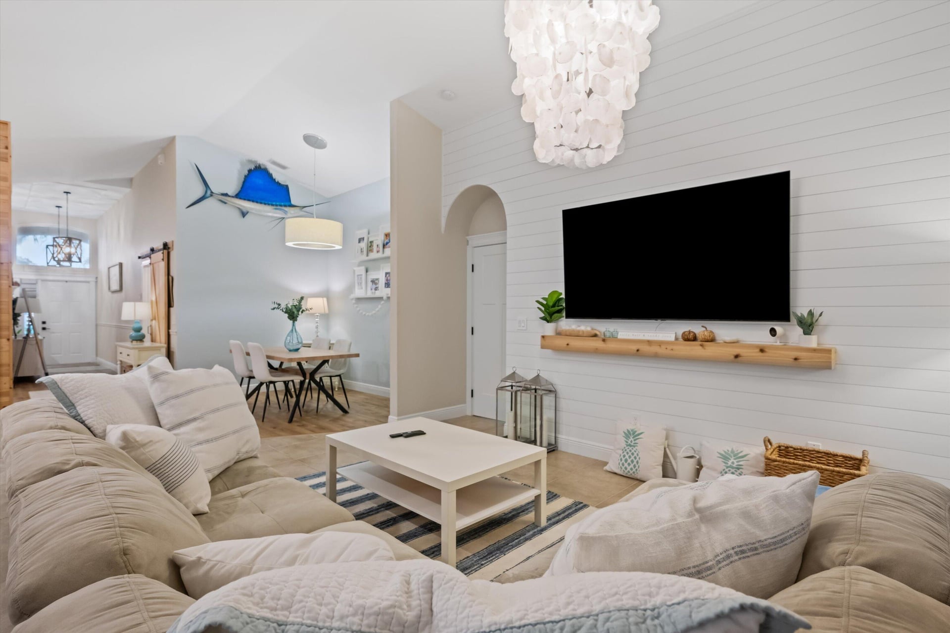 Residence photo 16