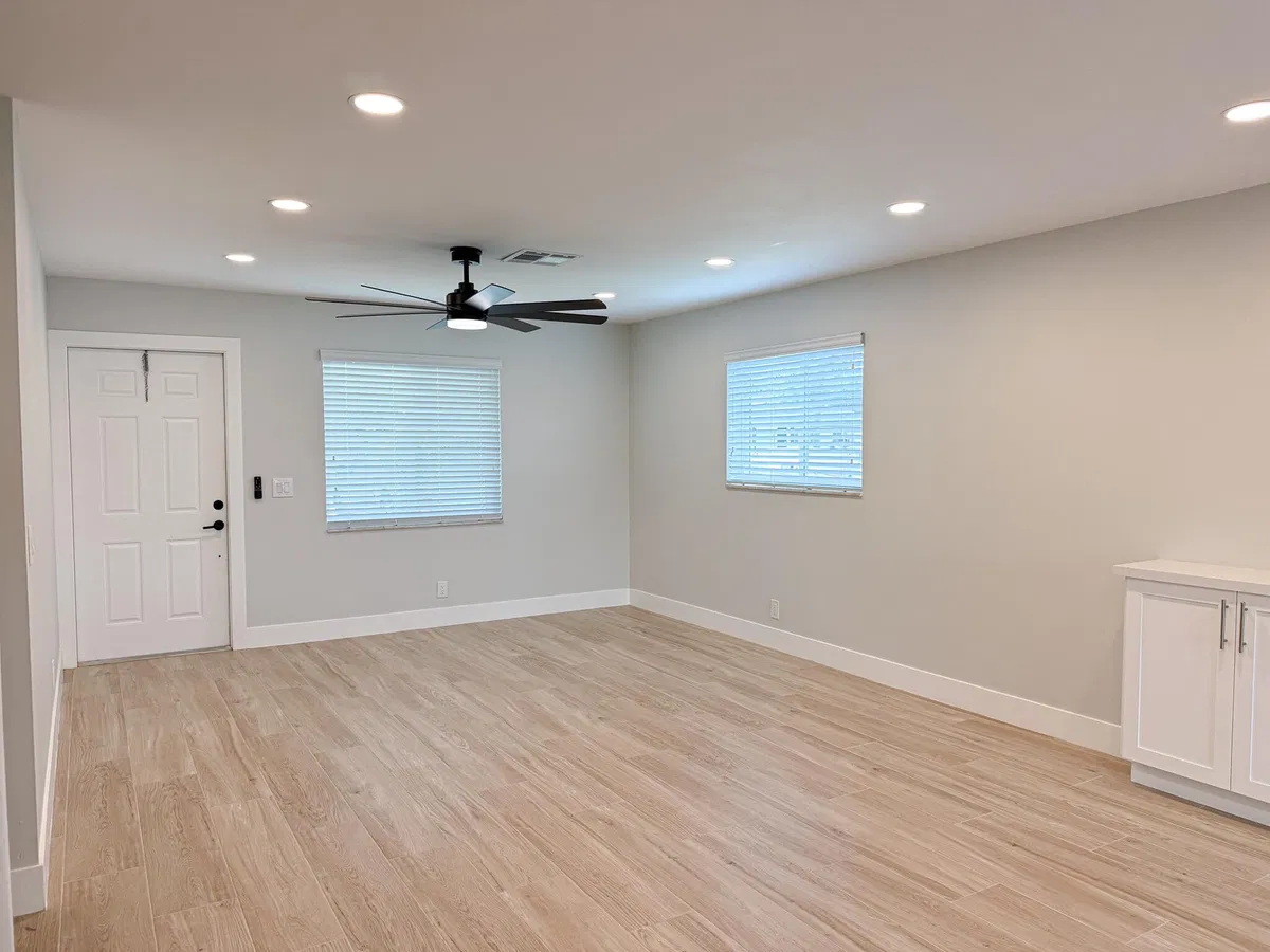  Residence photo 7