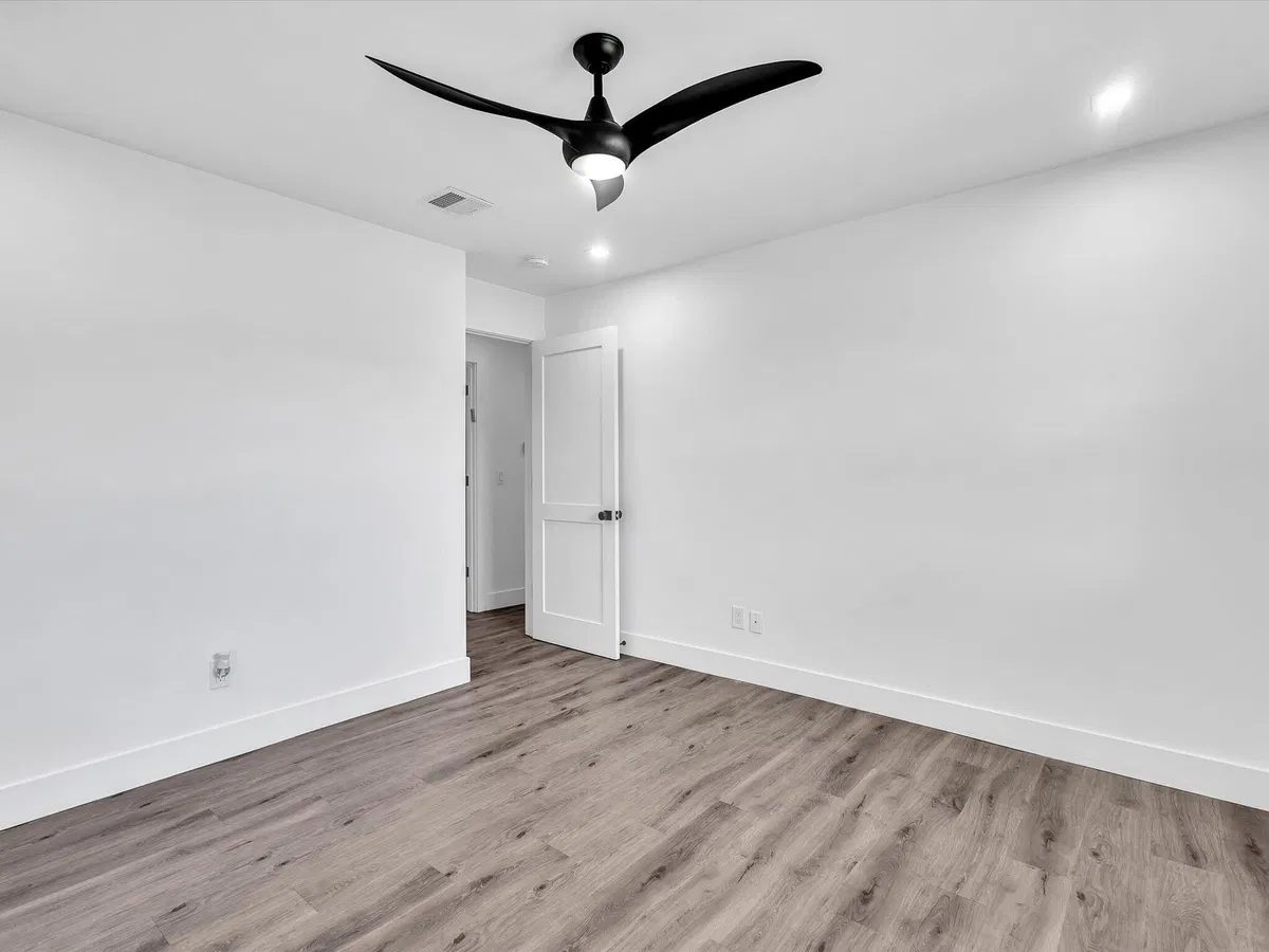Residence photo 34