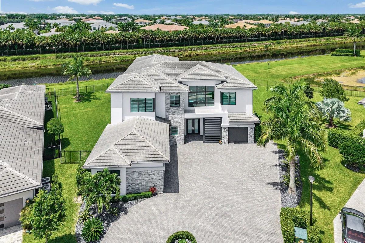 Boca Bridges Residence
