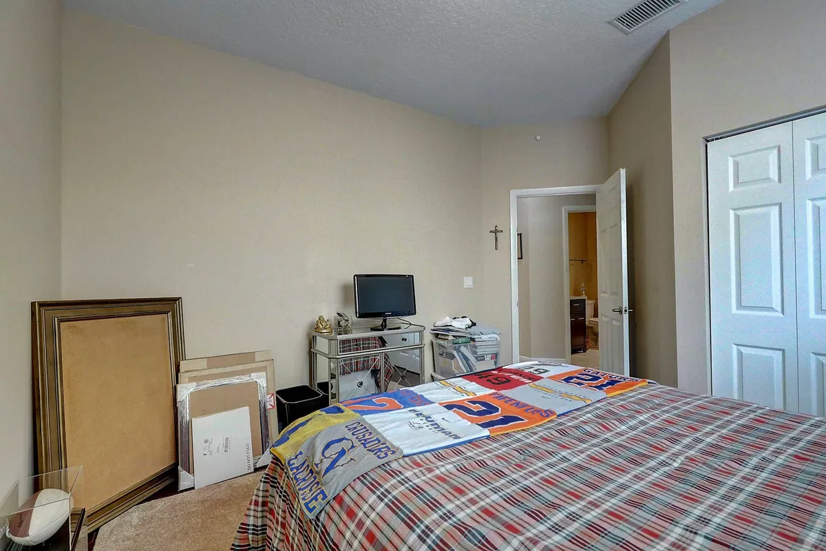 Residence photo 31