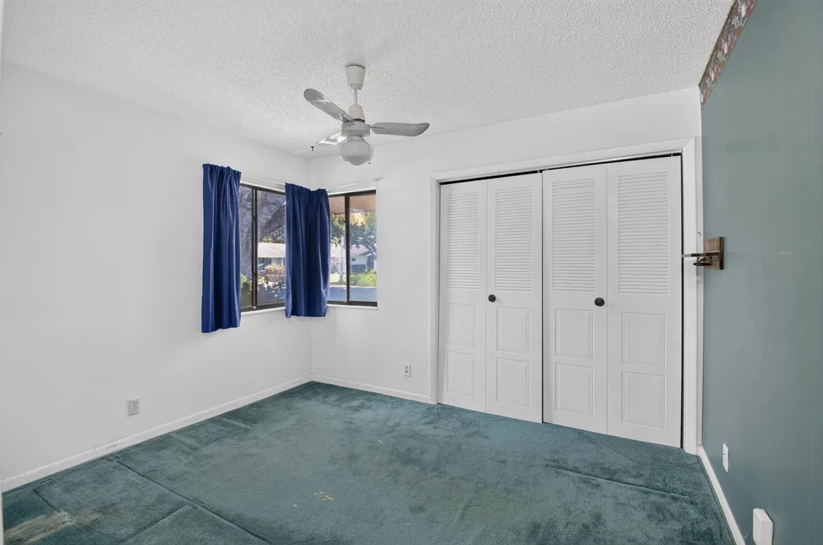 Residence photo 25