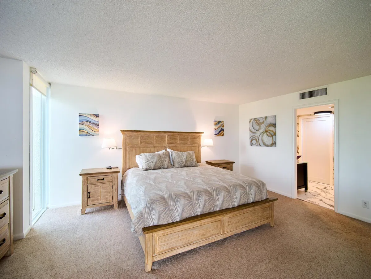 Water Glades Unit 9D photo 16