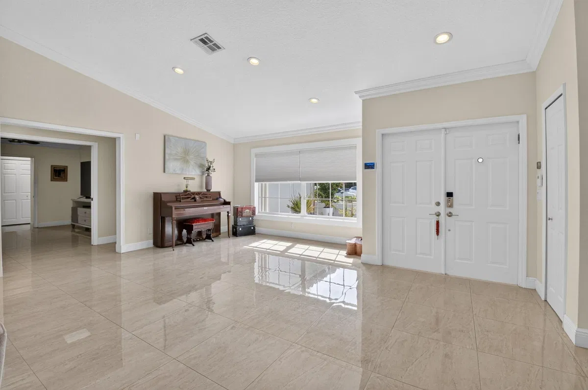 Boca Isles Residence photo 4