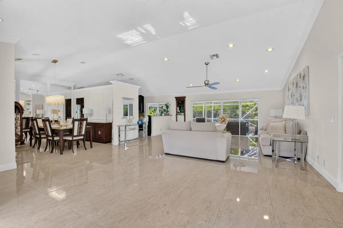 Boca Isles Residence photo 7