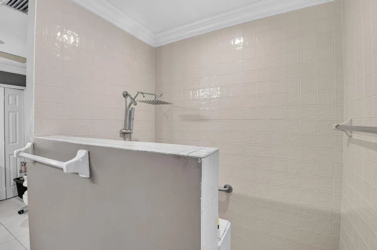 Boca Isles Residence photo 28