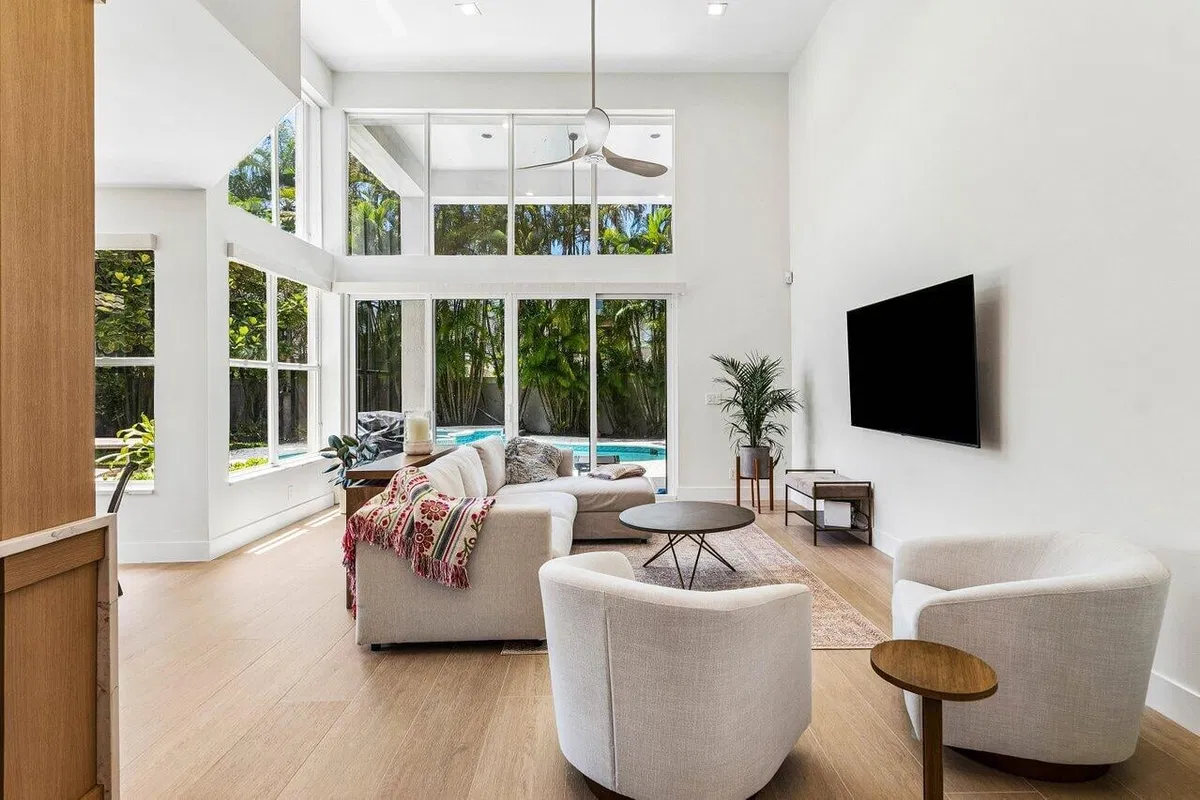 Woodfield Country Club Residence photo 10
