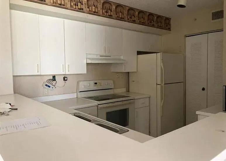 Unit 108 photo 4