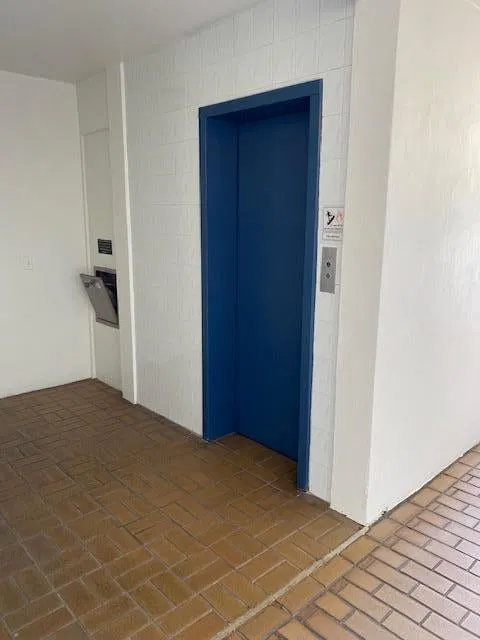 Unit 205 photo 4