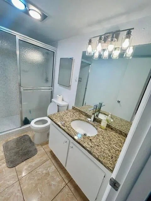 Unit 205 photo 22