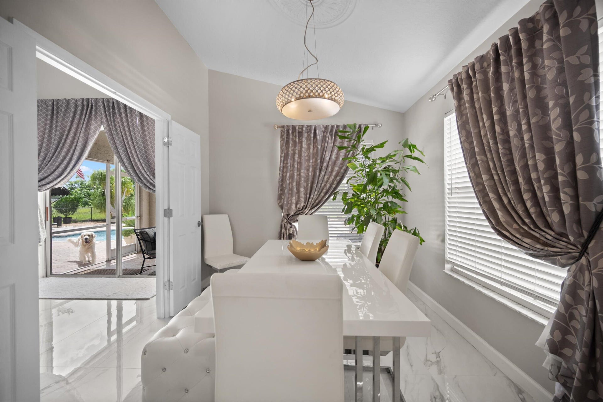 Residence photo 10
