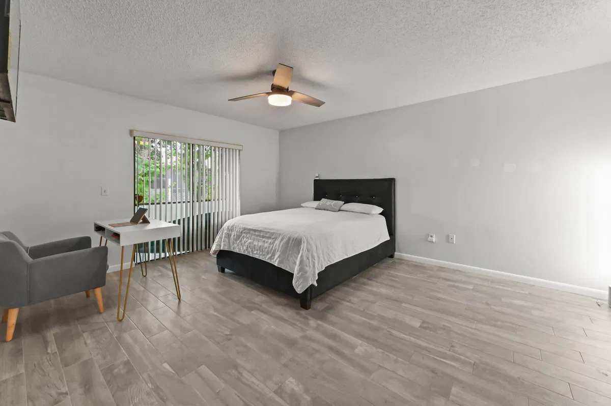 Residence photo 13