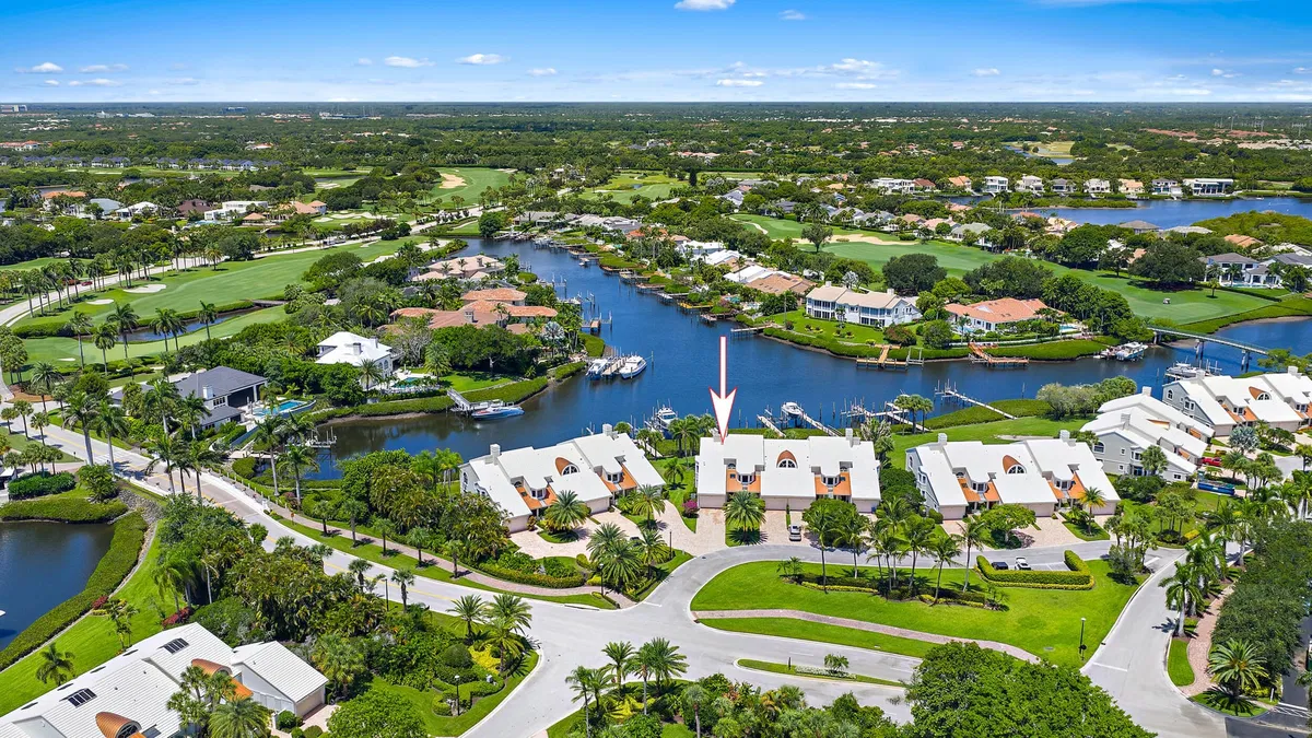Admirals Cove Residence