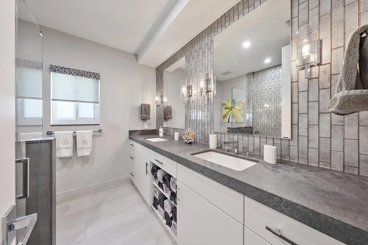 Admirals Cove Residence photo 13