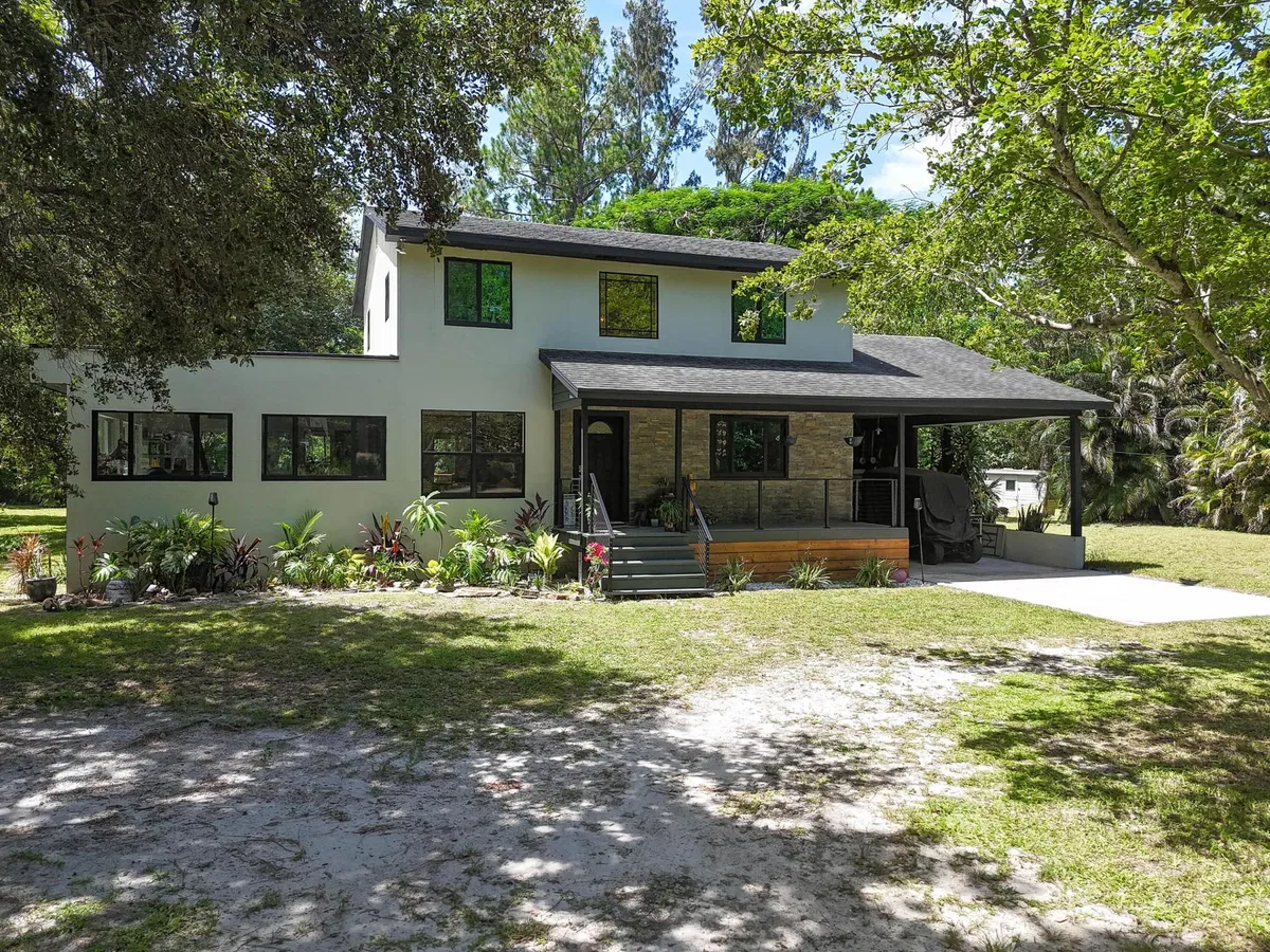 Residence photo 34