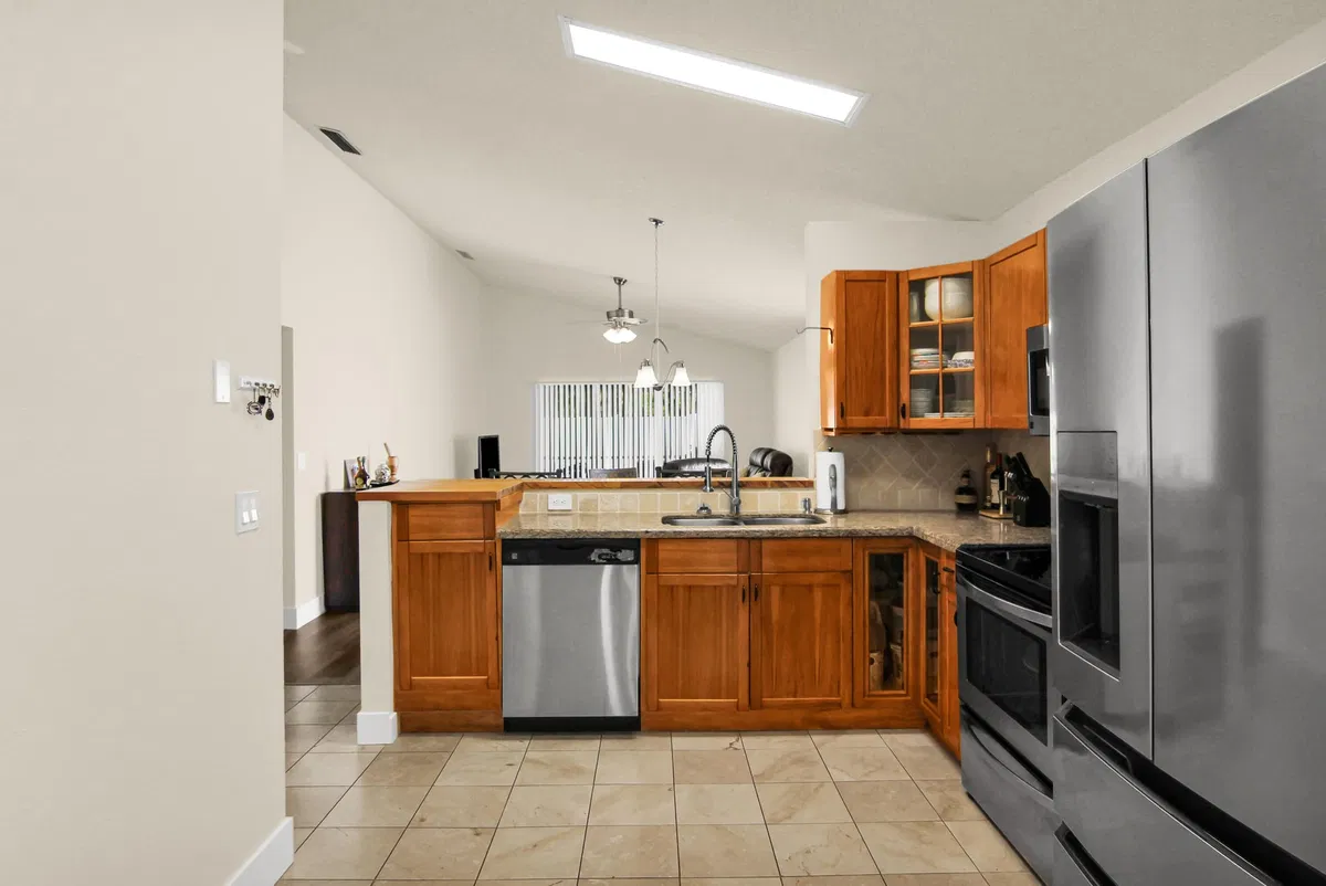  Residence photo 7