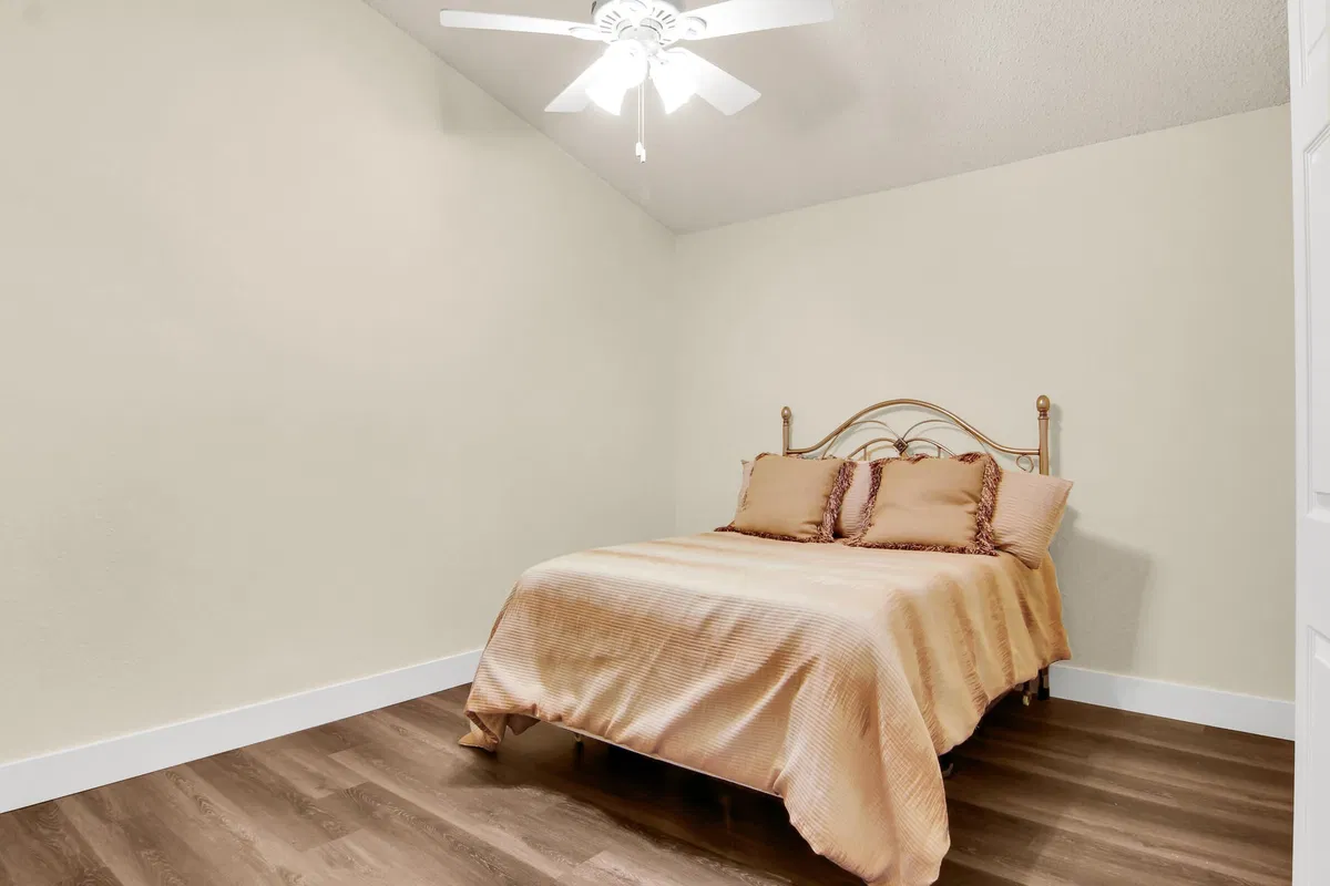  Residence photo 22
