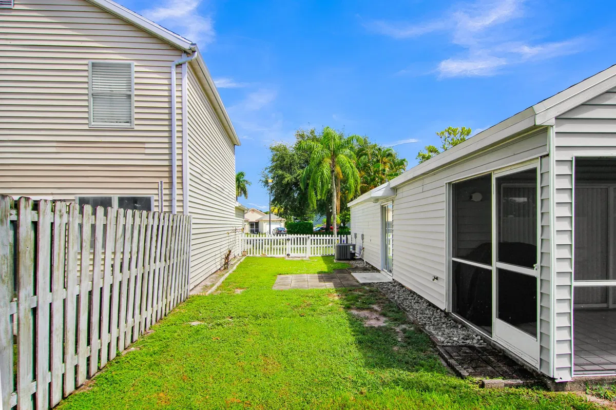  Residence photo 31