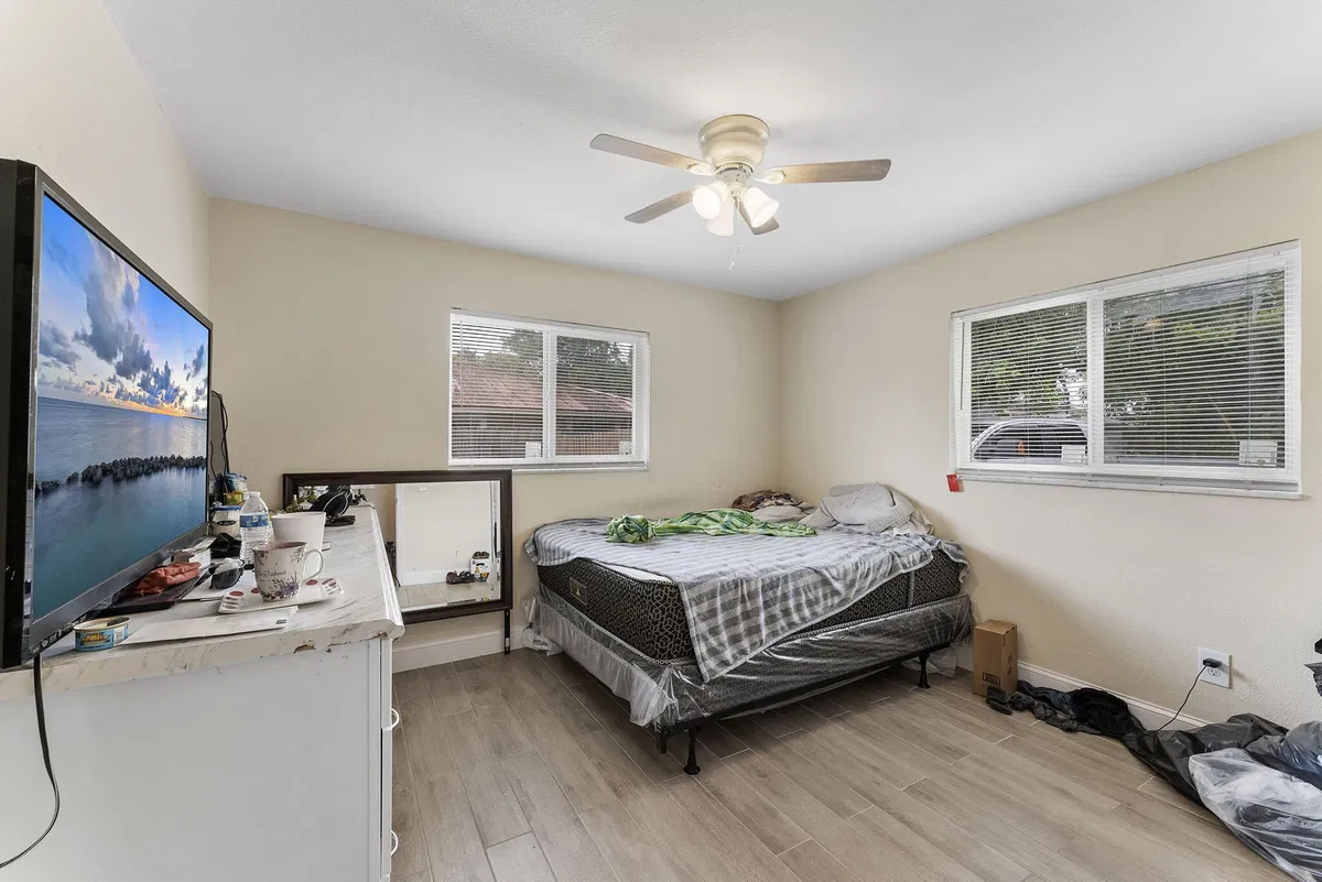 Residence photo 10