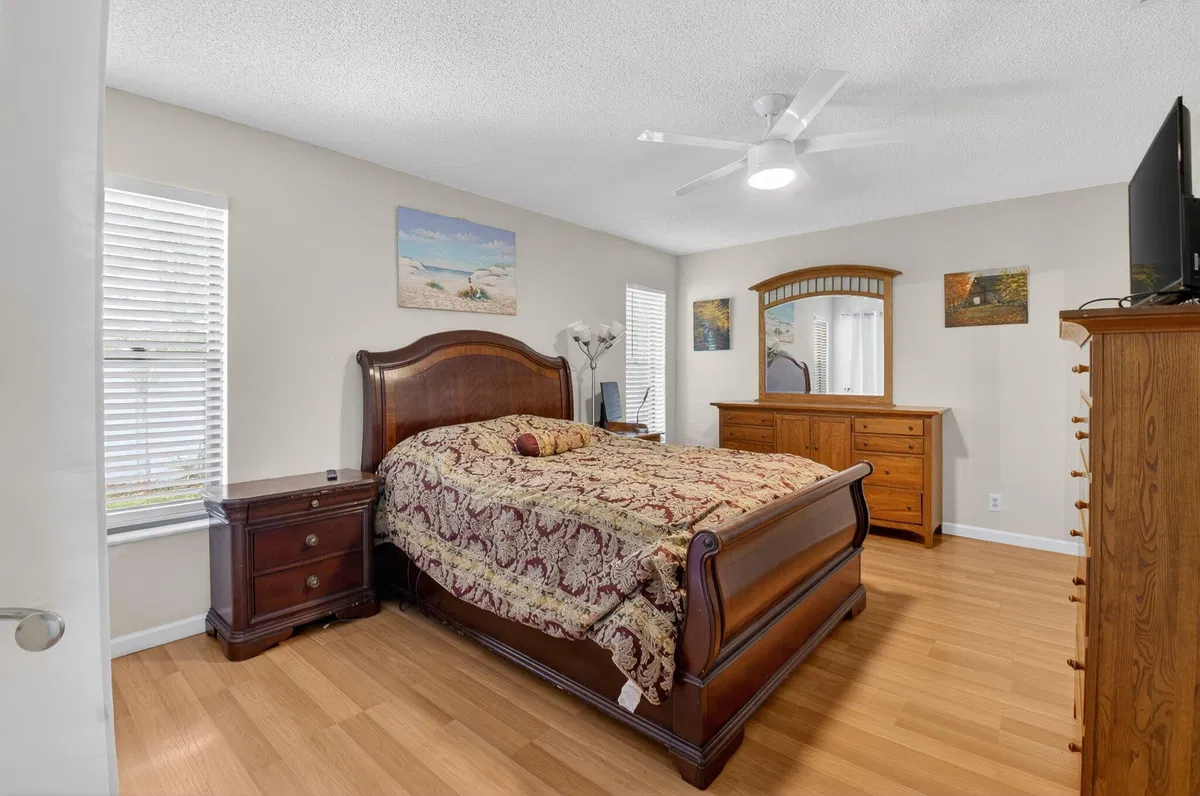  Residence photo 22