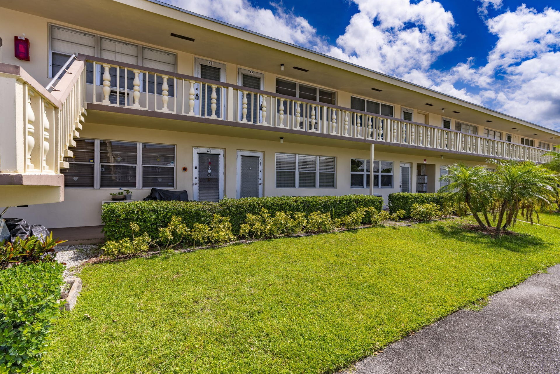  Residence photo 16