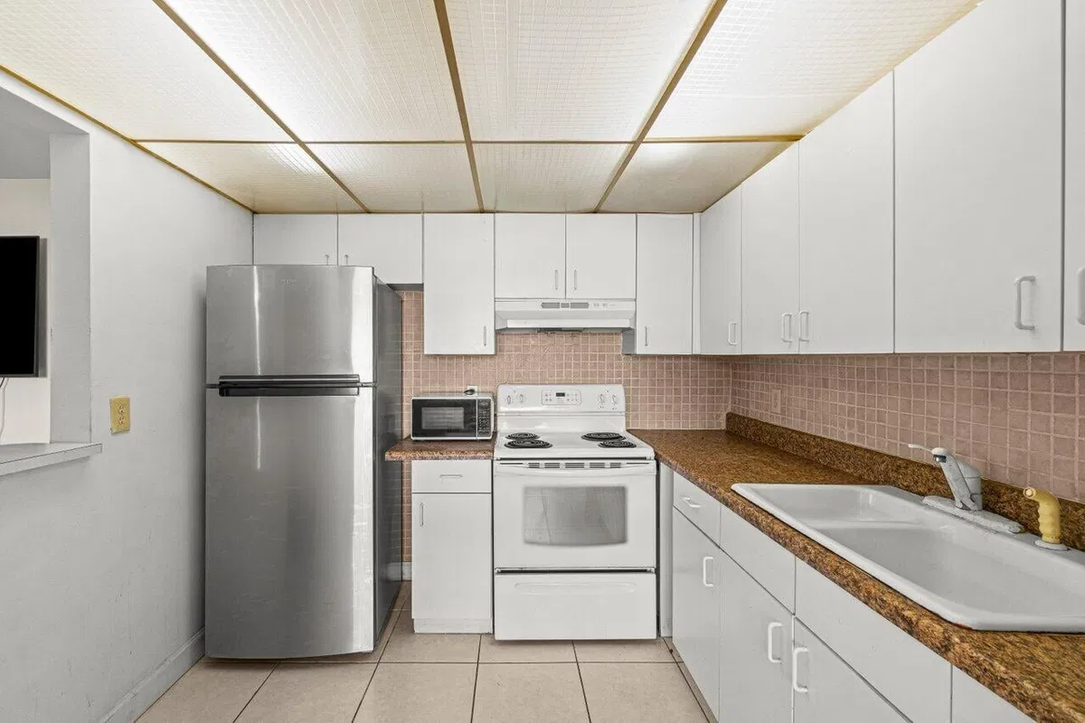 Residence photo 10