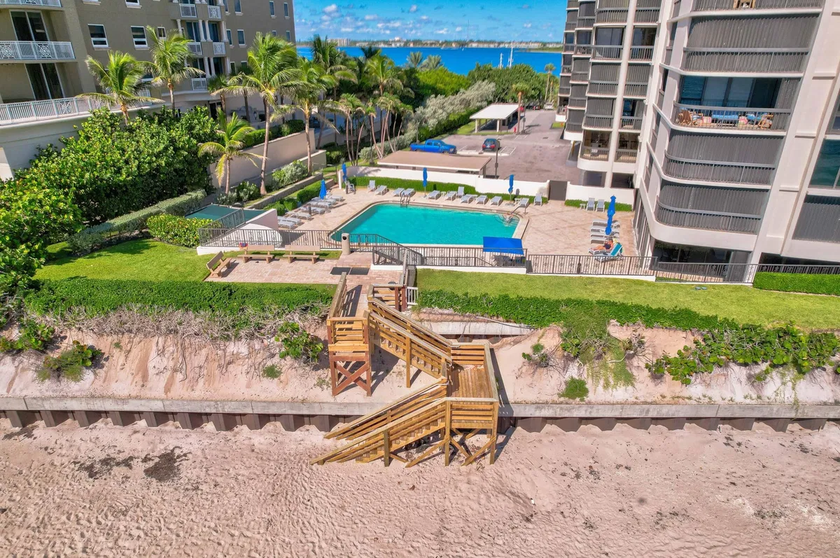 Eastpointe Singer Island Unit 11A photo 4