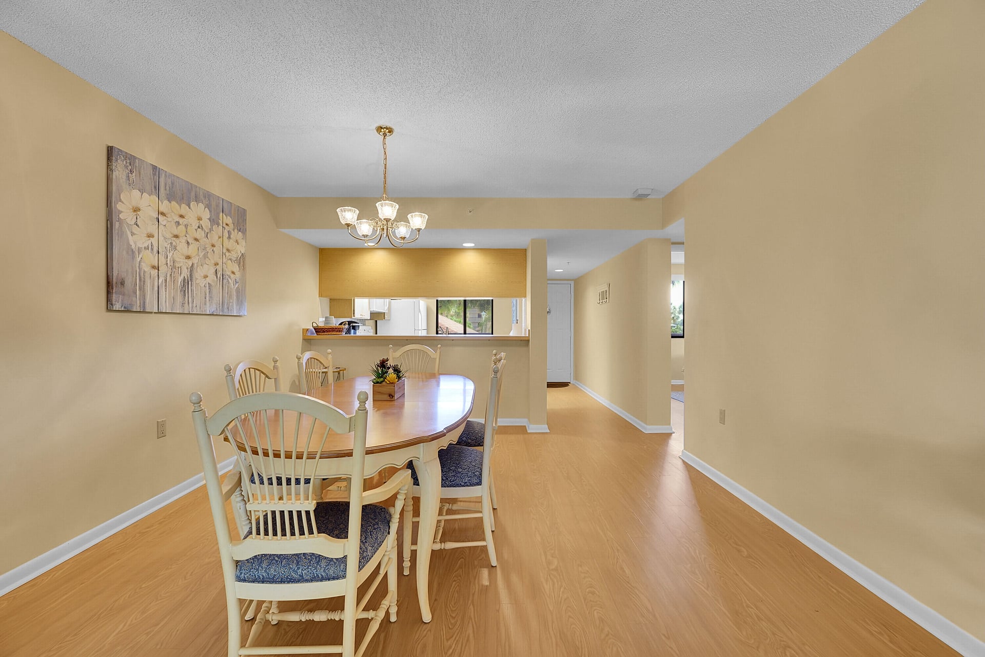 Unit 203 photo 10