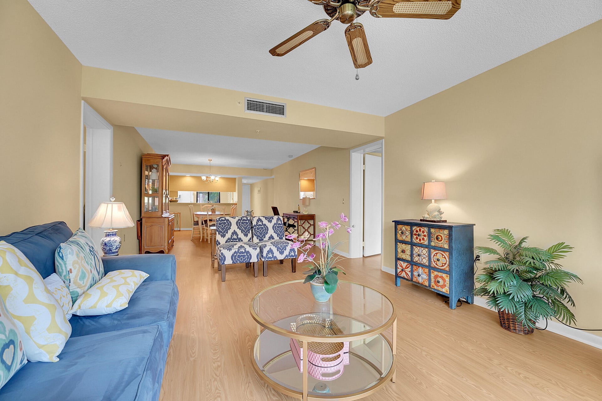 Unit 203 photo 13