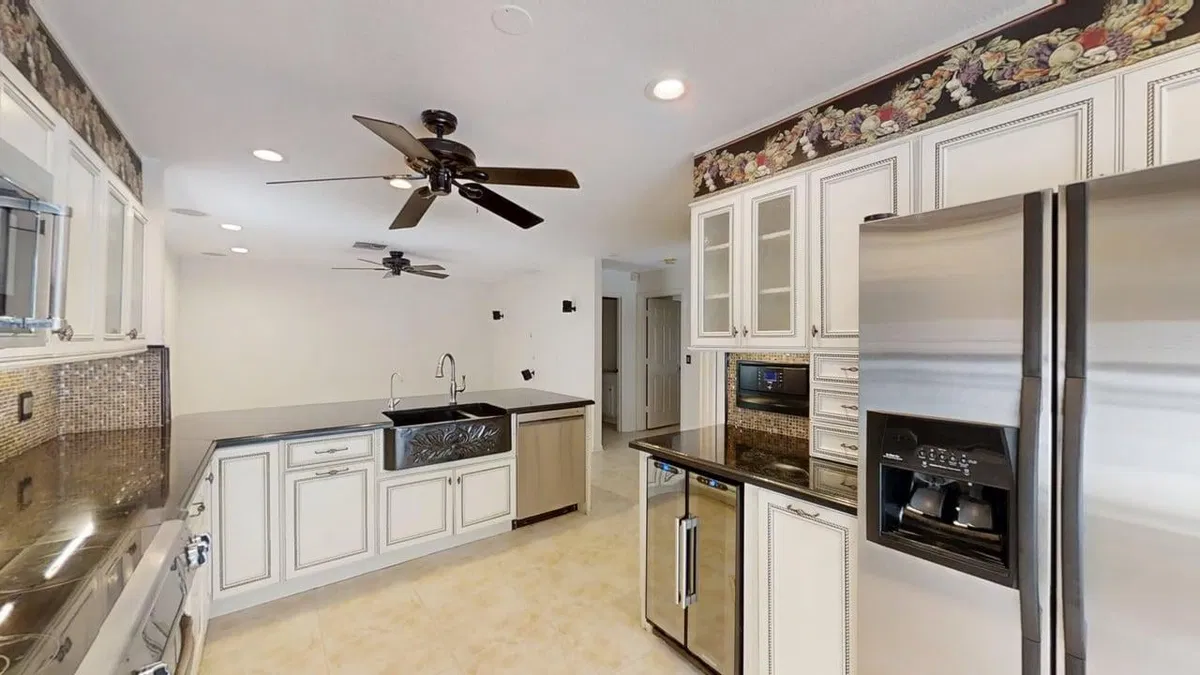 Residence photo 10